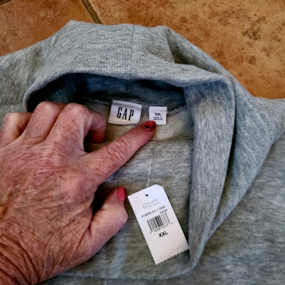 👀50% OFF 🤍NWT‼️ GAP brand Slouchy Turtleneck Sweater - Picture 8 of 9